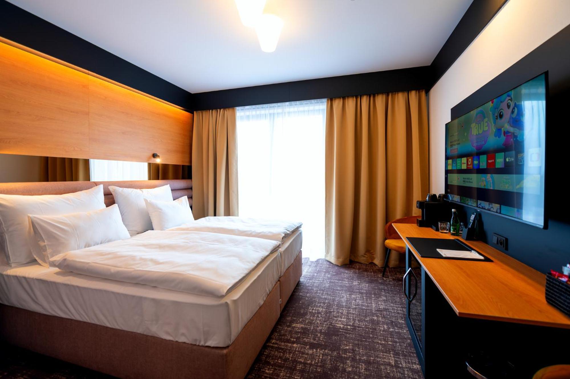 Hotel Nobilis - Mlada Boleslav Bradlec  Dış mekan fotoğraf